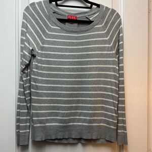 Elle lightweight gray striped sweater